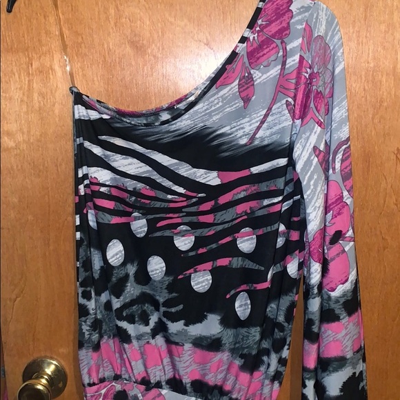 Dress - Picture 2 of 6